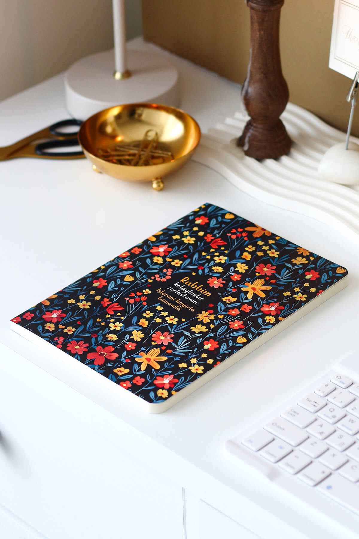 Rabbim kolaylaştır zorlaştırma. Defter